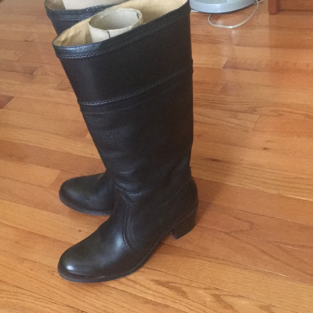 Used Frye boots